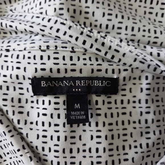 ⭐️Banana Republic Gray Asymmetrical Tank Top With Tie Size Med - Picture 4 of 5